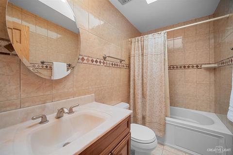137 Cherry St, Roselle, IL 60172 photo 15