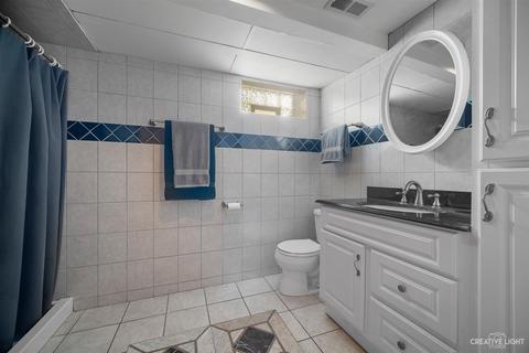 137 Cherry St, Roselle, IL 60172 photo 14