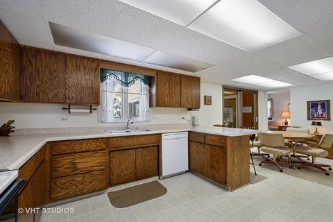 357 Beverly Rd, Barrington, IL 60010 photo 6