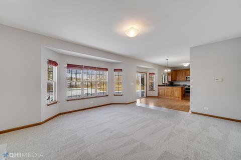 698 Deer Ln, Sleepy Hollow, IL 60118 photo 6