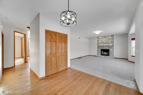 698 Deer Ln, Sleepy Hollow, IL 60118 photo 22