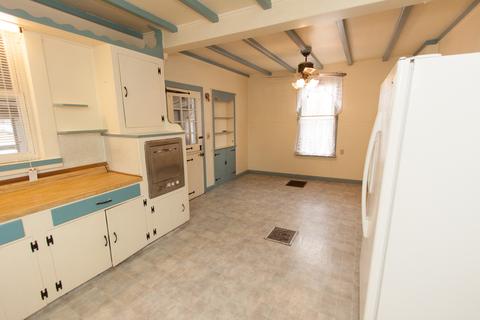 502 Mcclellan St, Chenoa, IL 61726 photo 6