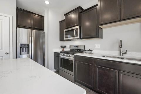 11 Grey Wolf Dr, Wheeling, IL 60090 photo 6