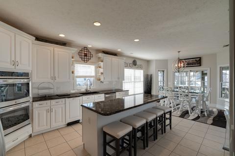 10 Chloe Ct, Bloomington, IL 61704 photo 23