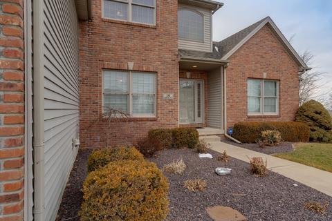 10 Chloe Ct, Bloomington, IL 61704 photo 3