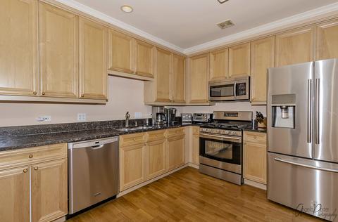 640 Mchenry Rd #102, Wheeling, IL 60090 photo 5