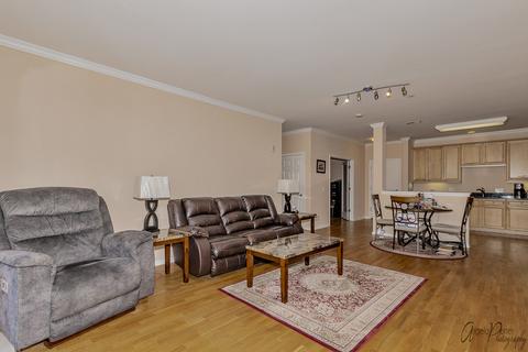 640 Mchenry Rd #102, Wheeling, IL 60090 photo 11