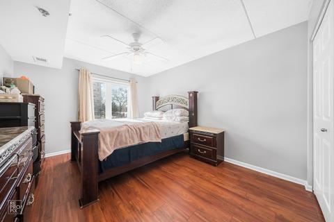 8010 River Walk Dr #2D, Lyons, IL 60534 photo 8
