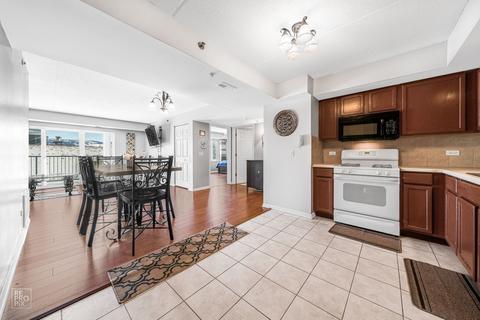 8010 River Walk Dr #2D, Lyons, IL 60534 photo 5