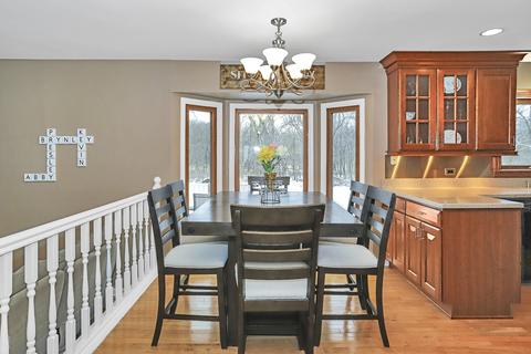 609 Jervey Ln, Bartlett, IL 60103 photo 8