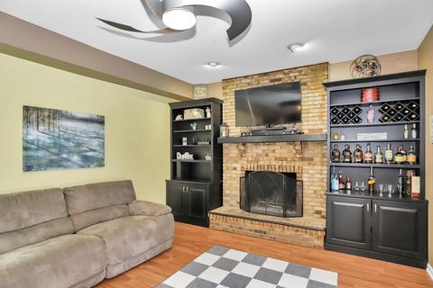 609 Jervey Ln, Bartlett, IL 60103 photo 11
