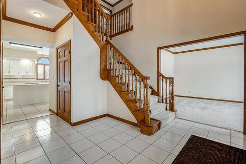 13330 Cathy Ln, Plainfield, IL 60585 photo 2