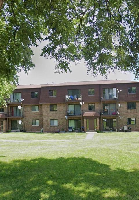 501 Mchenry Rd #2B, Wheeling, IL 60090 photo 2