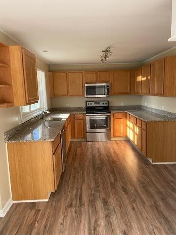 2205 Heron Ct, Rolling Meadows, IL 60008 photo 8