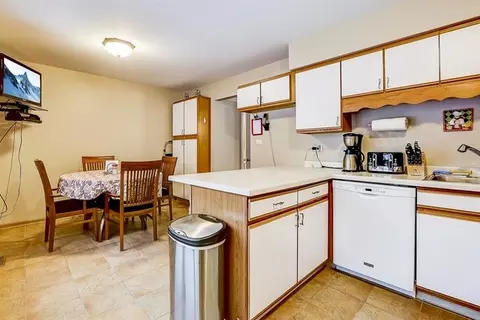 1972 Haddam Pl, Hoffman Estates, IL 60169 photo 10