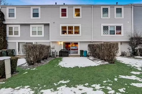 1972 Haddam Pl, Hoffman Estates, IL 60169 photo 34
