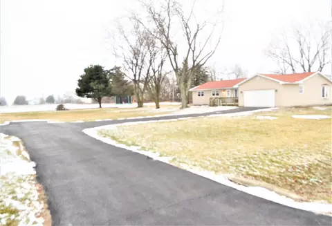 2208 W B W Tower Rd, Kankakee, IL 60901 photo 24