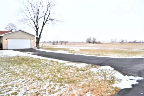 2208 W B W Tower Rd, Kankakee, IL 60901 photo 27