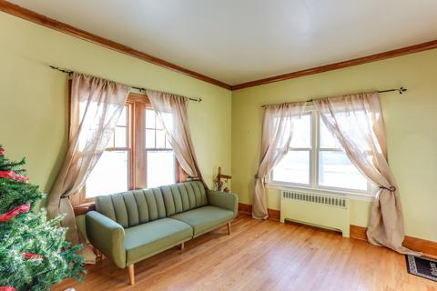 808 Center St, Mchenry, IL 60050 photo 4