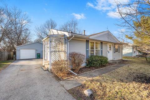 617 Castleton Dr, Champaign, IL 61821 photo 7