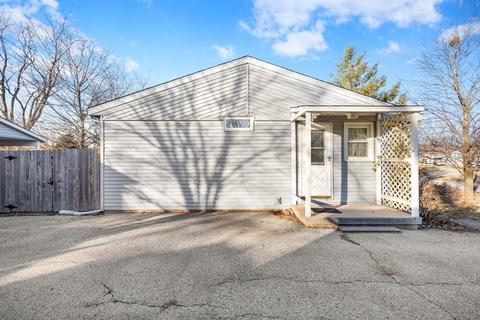617 Castleton Dr, Champaign, IL 61821 photo 26