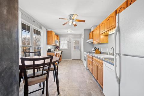 617 Castleton Dr, Champaign, IL 61821 photo 14