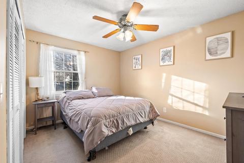 617 Castleton Dr, Champaign, IL 61821 photo 19