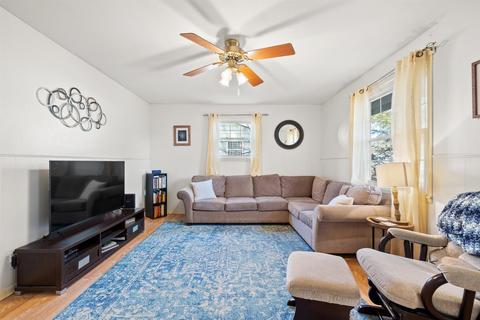 617 Castleton Dr, Champaign, IL 61821 photo 11