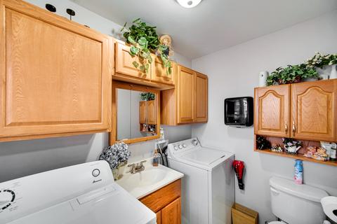 7321 S Roberts Rd, Bridgeview, IL 60455 photo 18