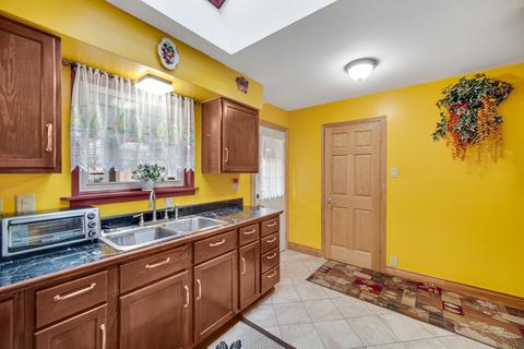7321 S Roberts Rd, Bridgeview, IL 60455 photo 7