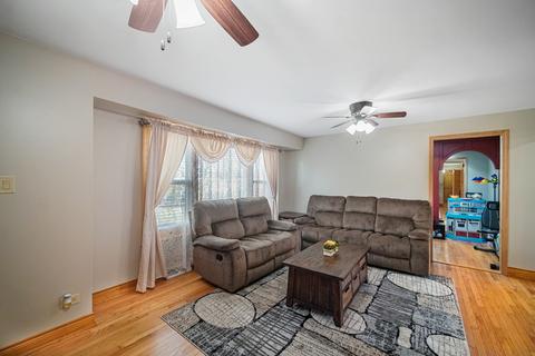 7321 S Roberts Rd, Bridgeview, IL 60455 photo 5