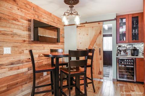1020 Ash Rd, Hoffman Estates, IL 60169 photo 7