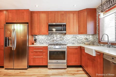 1020 Ash Rd, Hoffman Estates, IL 60169 photo 6