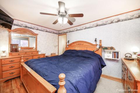 1020 Ash Rd, Hoffman Estates, IL 60169 photo 10
