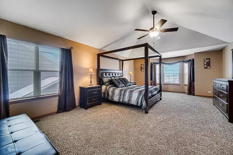 2225 Barrett Dr, Algonquin, IL 60102 photo 17