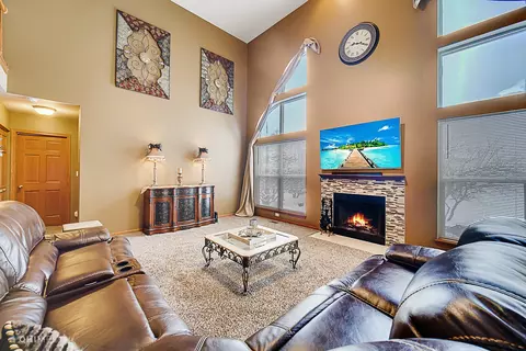 2225 Barrett Dr, Algonquin, IL 60102 photo 13
