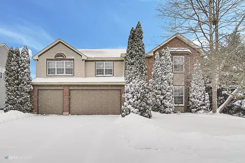 2225 Barrett Dr, Algonquin, IL 60102 photo 1