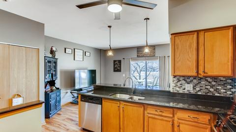 2409 Oak Tree Ln, Plainfield, IL 60586 photo 7