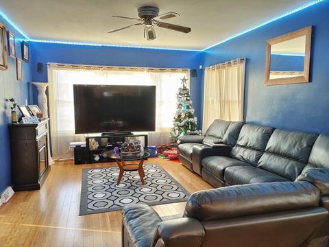 505 Willis St, Elgin, IL 60123 photo 6