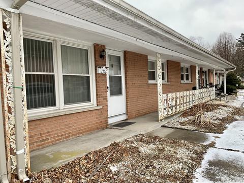 1100 W Merchant St, Kankakee, IL 60901 photo 2