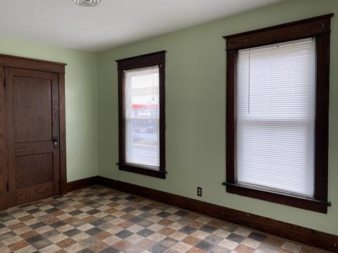 165 S Washington Ave, Kankakee, IL 60901 photo 14