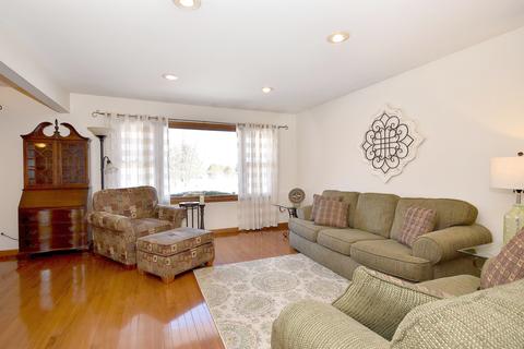 578 N Adele St, Elmhurst, IL 60126 photo 4