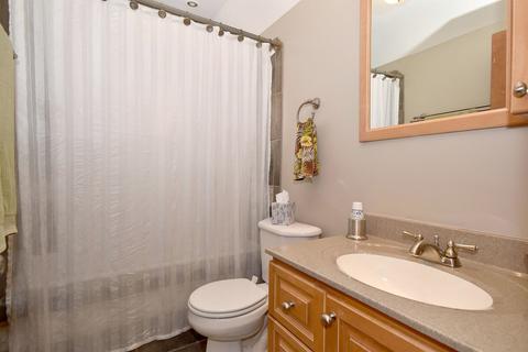 578 N Adele St, Elmhurst, IL 60126 photo 15