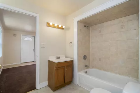 103 N Root St, Aurora, IL 60505 photo 12