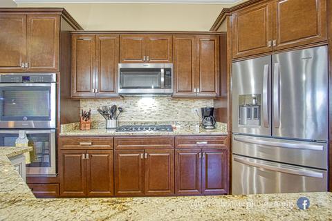 16523 S Mueller Cir, Plainfield, IL 60586 photo 4