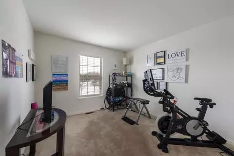 3471 Gallant Fox Dr, Elgin, IL 60124 photo 16