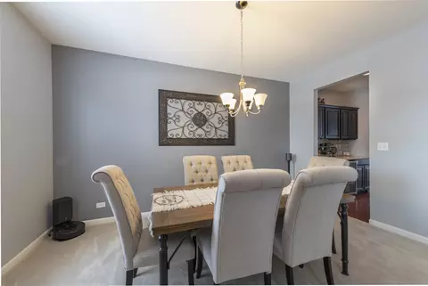 3471 Gallant Fox Dr, Elgin, IL 60124 photo 9