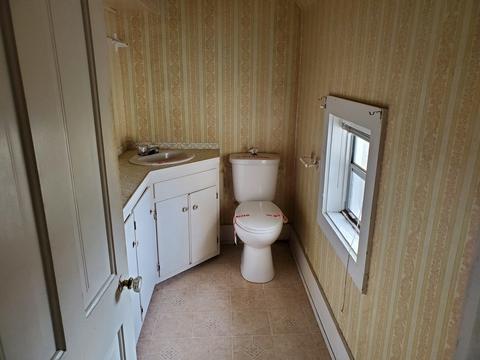 408 E Main St, Cabery, IL 60919 photo 9