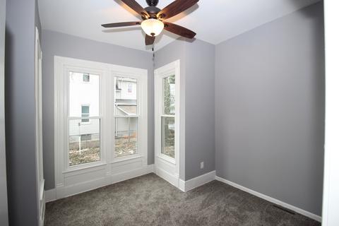 704 W Macarthur Ave, Bloomington, IL 61701 photo 17