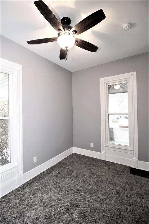 704 W Macarthur Ave, Bloomington, IL 61701 photo 16